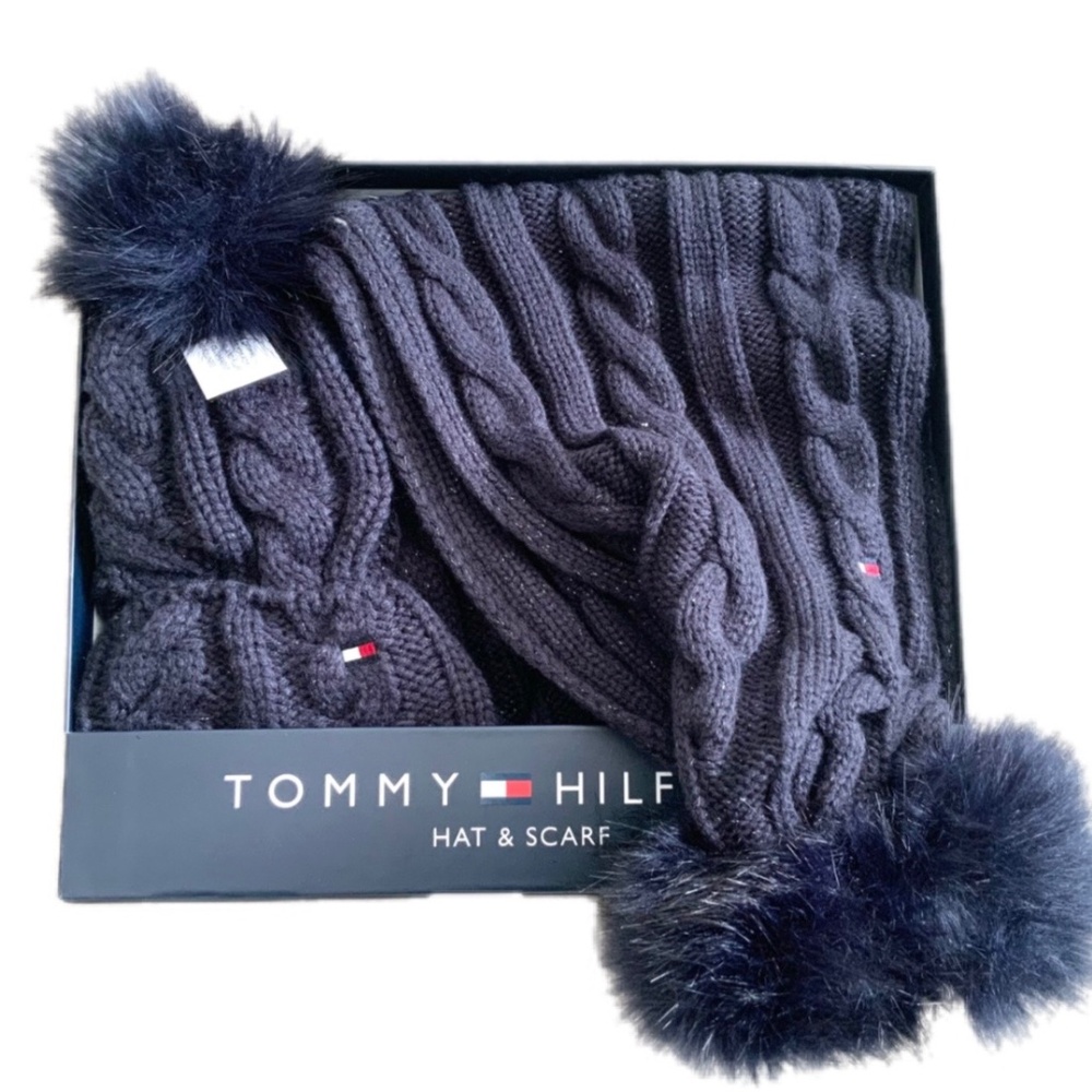 Tommy Hilfiger Blue Pom-Pom Beanie Hat & Scarf Set Cozy Warm Winter Accessories